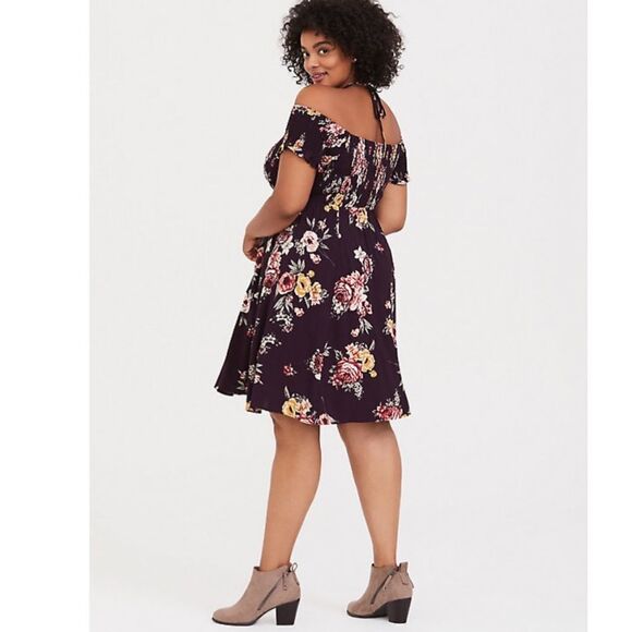 Torrid Purple Floral Halter Smocked Halter Dress Size 10( M/L) - Picture 1 of 15